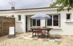 Stunning home in La Tranche-sur-Mer w/ 2 Bedrooms, La Tranche-Sur-Mer